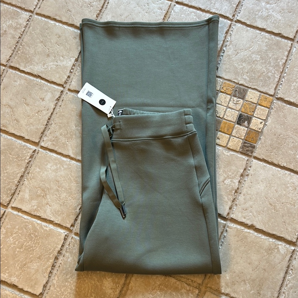 SPANX Air Essentials Joggers